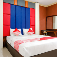 OYO Life 2966 Hotel Atriaz, Trenggalek — photo 3