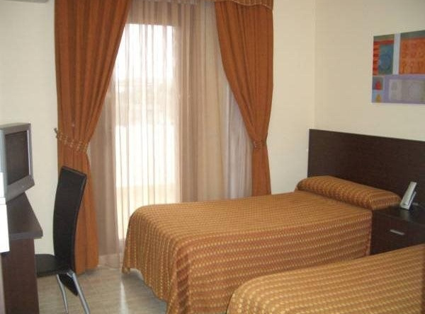 Piqué, Gandesa — photo 1