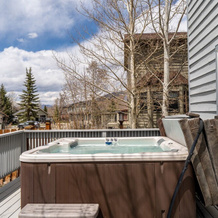 Stand-alone Mountain Home, Private Hot Tub and Deck, Mountain Views #34 by Summit County Mountain Retreats, 狄龙 — 照片 2