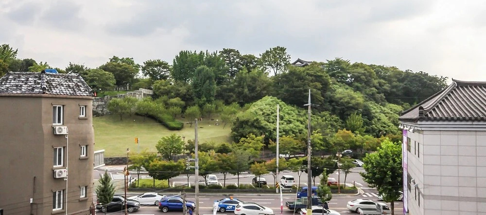 Jinju Casa, Jinju — photo 1