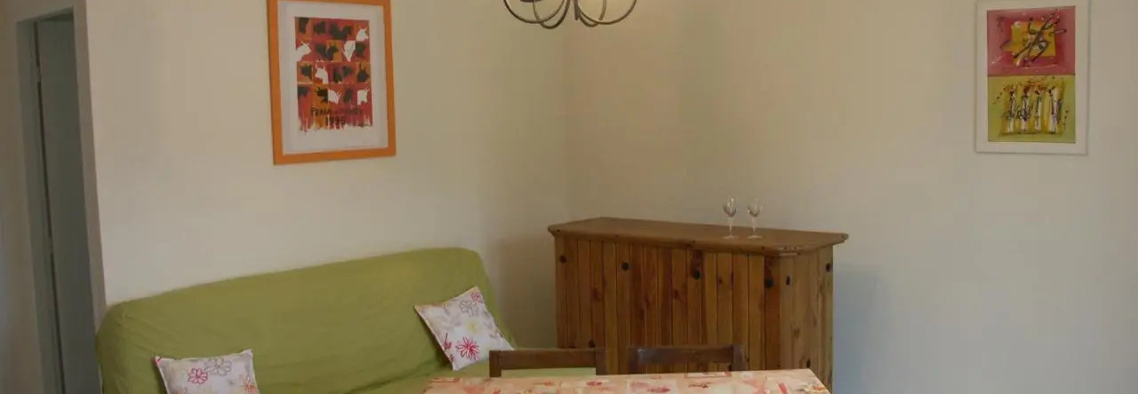 Maison Calme Avec Jardin Et Parking Prives, 马尔齐亚格 — 照片 1