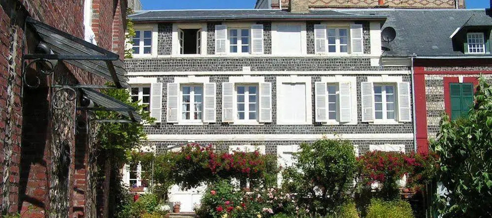 Jardin Gorbeau Guesthouse & Spa, 埃特勒塔 — 照片 1