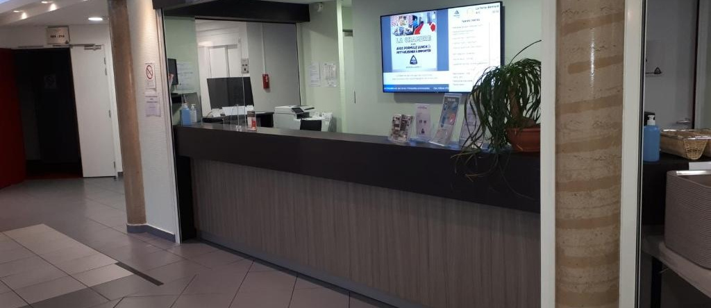 Hotel AKENA La Ferté Bernard, 谢尔奥 — 照片 1