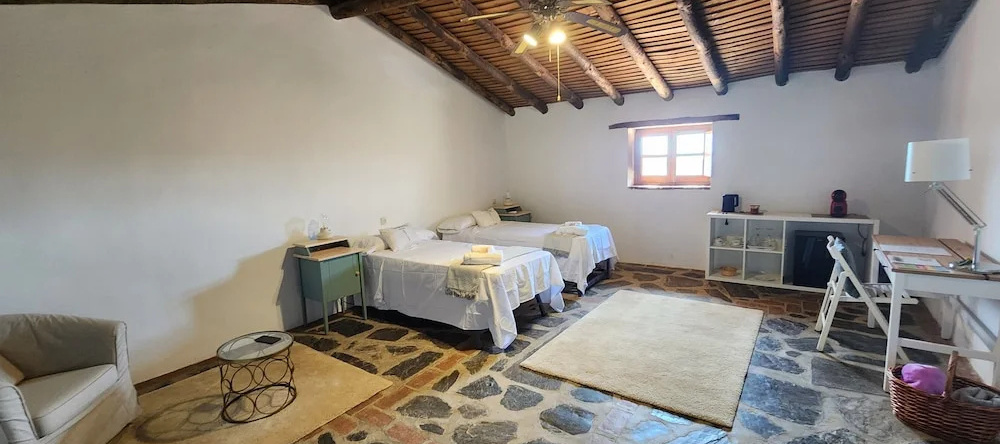 Casa De La Luz-Finca La Sierra, Берзокана — фото 1