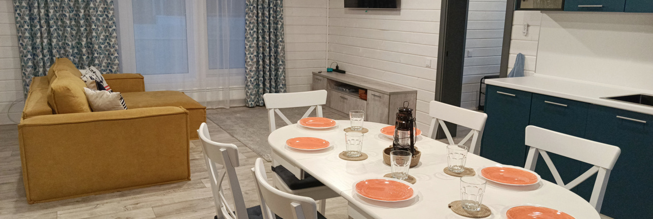 Semeyny Dom U Volgi V Koprino | Odnoetazhny, Batut, Detskiy Gorodok Private house, 亚谢涅沃 — 照片 1
