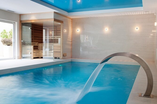 New Luxury 5Bd Mansion With Indoor Pool Cheshire, Престбери — фото 1