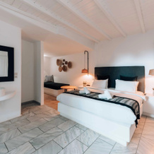 Mr and Mrs White Mykonos, Platis Gialos — photo 4