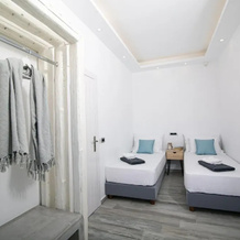 Aegean Melody Suites Santorini Premier Suite With Outdoor Private Heated Jacuzzi, 埃克索米蒂斯 — 照片 3