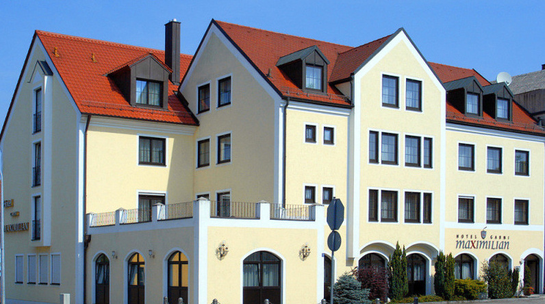 Hotel Garni Maximilian, Дингольфинг — фото 1