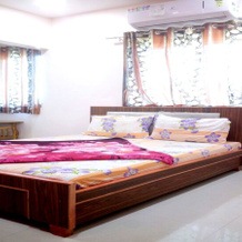 Raj  Palace By Sky Stays Hotel, 安巴吉 — 照片 4