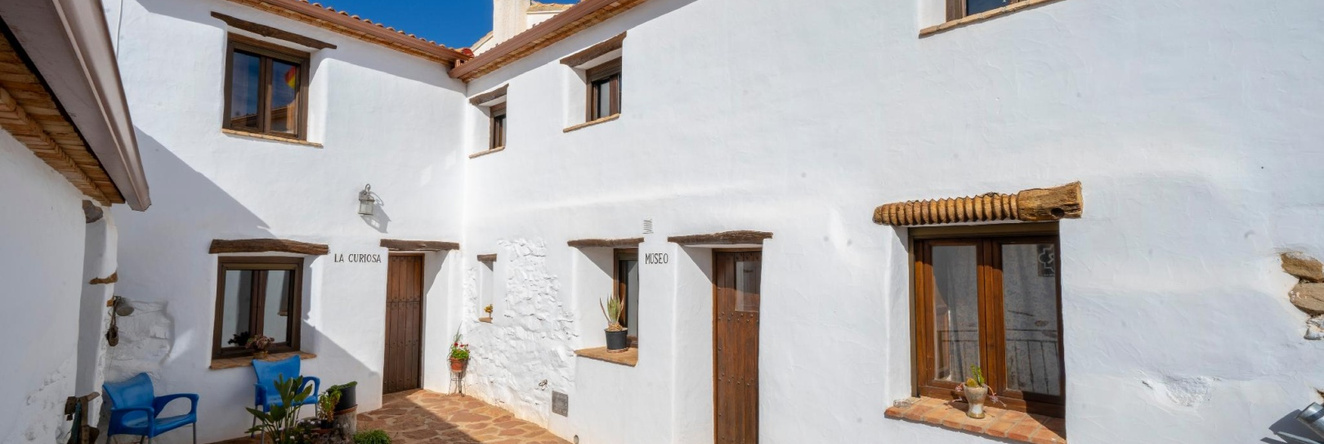 Farmhouse la Curiosa, Laroya — photo 1