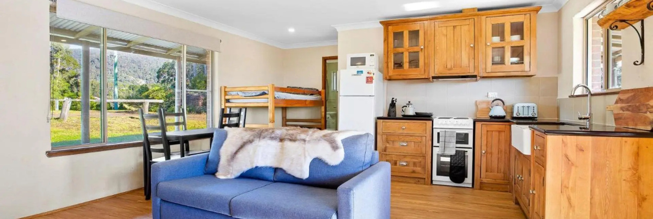 Braeside Cabin One - Pinkwood, Central Tilba — photo 1