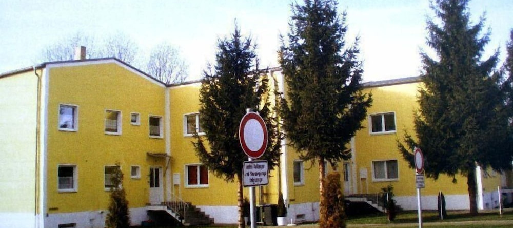 Am Rasthof Dresdner Tor, 克利普豪森 — 照片 1