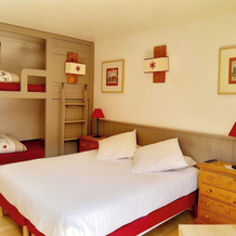 Hotel Restaurant La Source, 阿洛斯 — 照片 3
