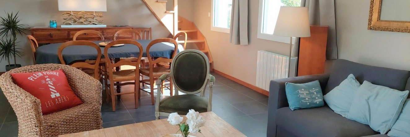 Breton holiday home in a quiet location near the beach, Saint-Pabu — photo 1