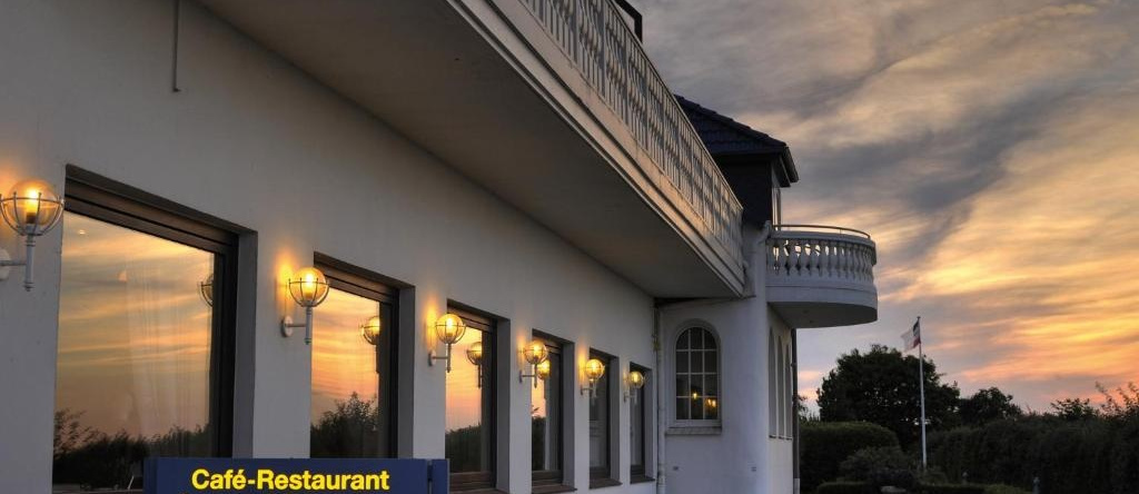 Hotel Seeschlösschen, 霍瓦赫特 — 照片 1