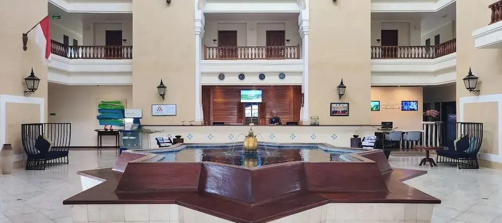 Monopoli Hotel Bukittinggi, Букиттинги — фото 1
