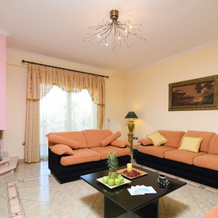 Luxury villa with private pool, Koropi — photo 3