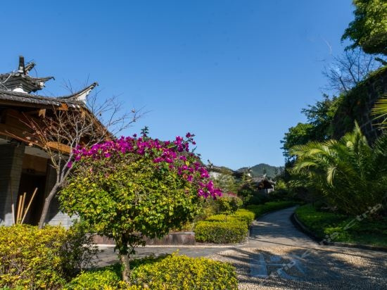 Tengchong Rehai Scenic Area Wenquan Vacation Apartment · Yu Wenquan, Баошань — фото 1