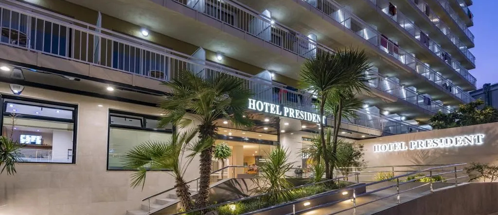 Hotel President, Calella — photo 1