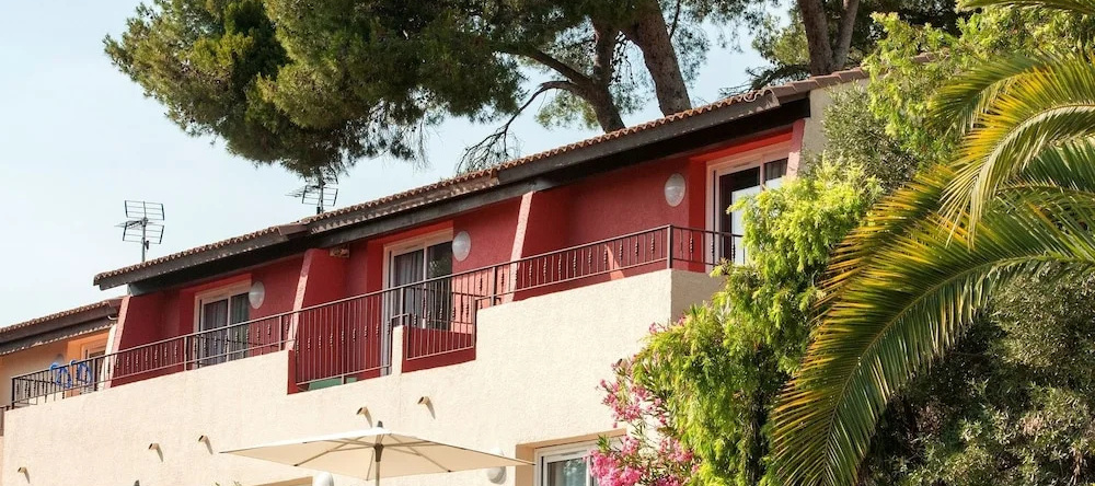 Club Vacanciel Carqueiranne, Carqueiranne — photo 1