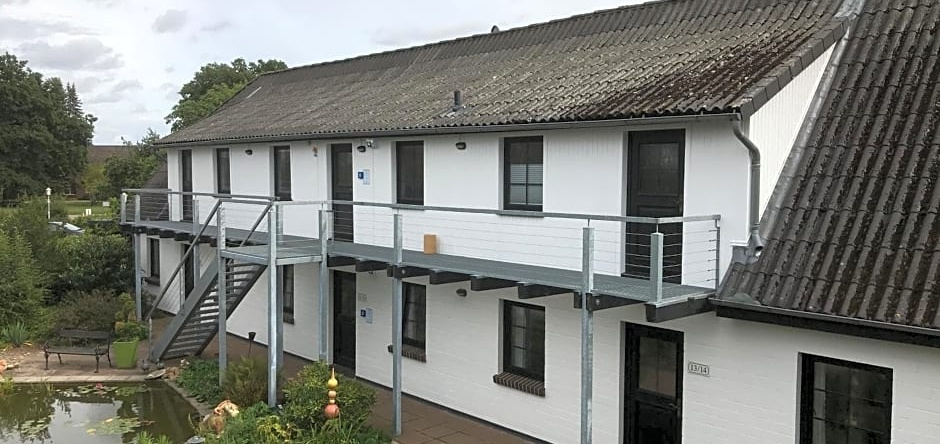 Landhotel Belitz, 屈斯滕 — 照片 1