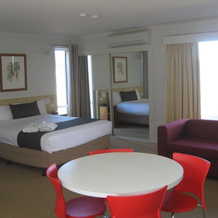 Yowani Country Club, Lyneham — photo 4
