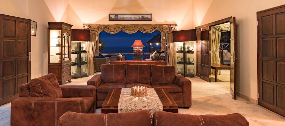 Villa Bukti Paradise, 库布坦巴汉 — 照片 1