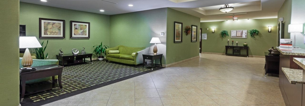 Holiday Inn Express Hotel & Suites Brady By Ihg, Брейди — фото 1