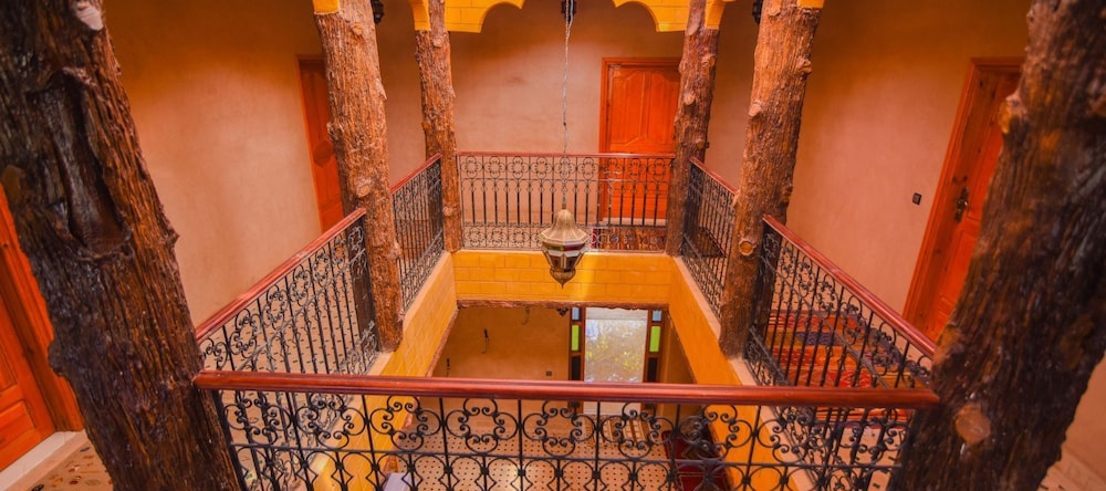 Kasbah Roseville, Тизи — фото 1