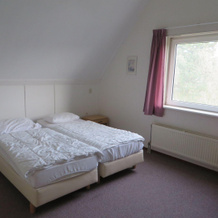 Detached bungalow with dishwasher, at the water, 梅登布利克 — 照片 2