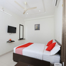 OYO 15601 Bhimas Residency, 古穆迪蓬迪 — 照片 3