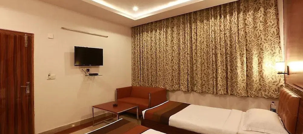 Hotel Pawanputra, Dharuhera — photo 1