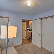 Cozy Cedar Rapids Pad - 2 Blocks to Mercy Care!, Cedar Rapids — photo 4