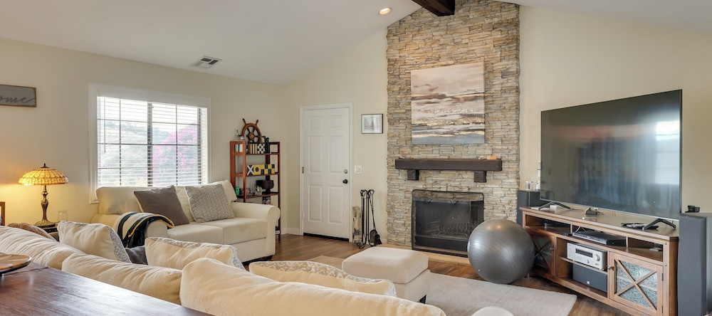 Pet-friendly Temecula Home in Wine Country!, 特曼库拉 — 照片 1