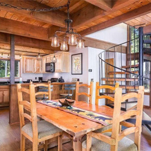 Private Beach Access, Renovated, Pet Friendly Cabin - "pine Cone Haven" #108, 太浩城 — 照片 5