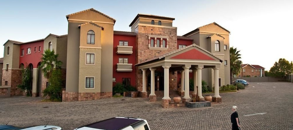 Forever Hotel At Centurion, Centurion — photo 1