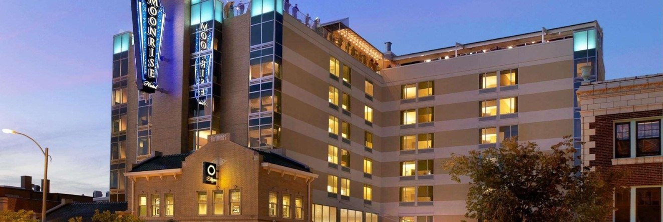 Moonrise Hotel, St. Louis — photo 1