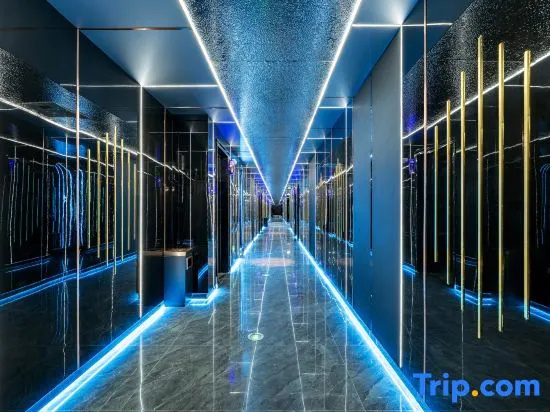 Courle Fontainebleau International Hotel, 科尔拉 — 照片 1