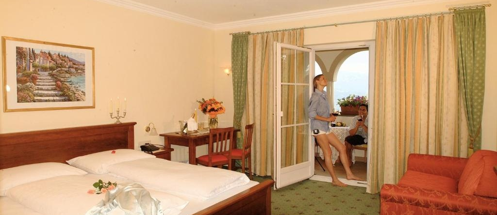 Hotel König Laurin, San Genesio Atesino — photo 1