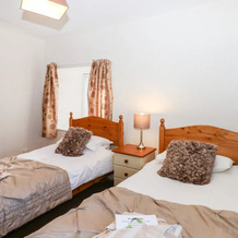 Twelve Oaks Farmhouse, 金斯克斯韦尔 — 照片 3