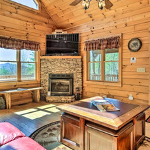 Bryson City Cabin Rental w/ Views & Hot Tub, 迪尔斯伯勒 — 照片 2