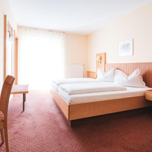 Hotel Am Marktplatz - Landgasthof Wratschko, Гамлиц — фото 2