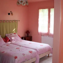 Chambres d'Hôtes Le Relais du Passage de la Roche, 勒梅尼勒苏瑞米耶日 — 照片 4