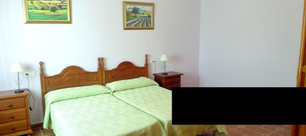 House With 3 Bedrooms in Cómpeta, With Wonderful sea View, Private Poo, 卡莱塔德贝莱斯 — 照片 1