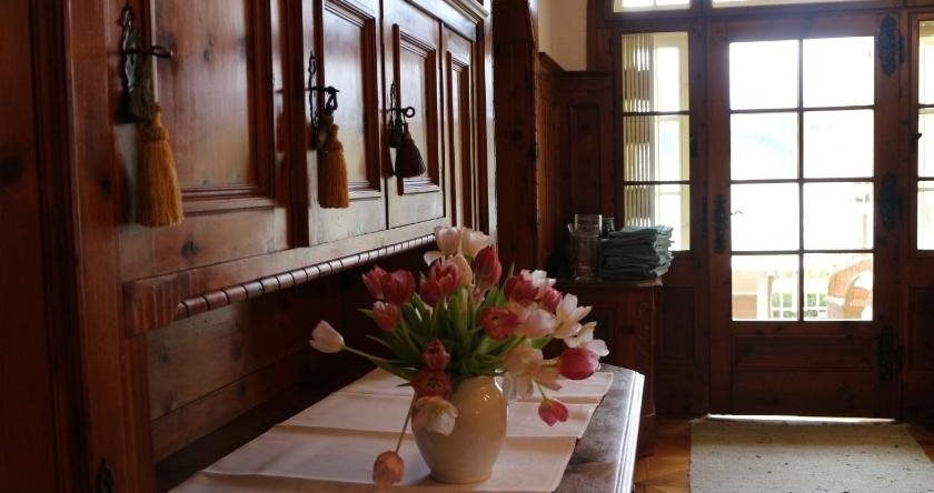 Hotel Seeschll Velden, Velden am Woerthersee — photo 1