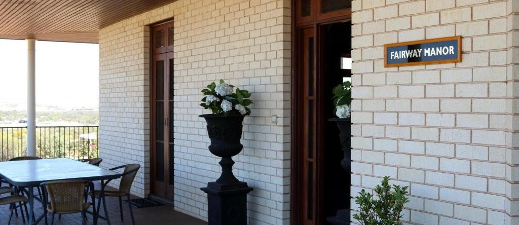 Fairway Manor Accommodation, 诺瑟姆 — 照片 1