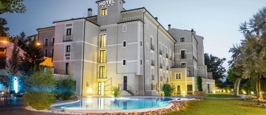 Balneario Alhama de Aragon Hotel, 阿拉贡阿尔哈马 — 照片 1