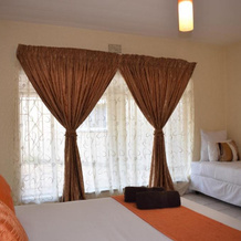 Moye Guest House, Farrarmere — photo 3