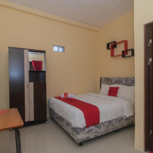 Reddoorz Syariah Near Politeknik Negeri Madiun, Мадиун — фото 2